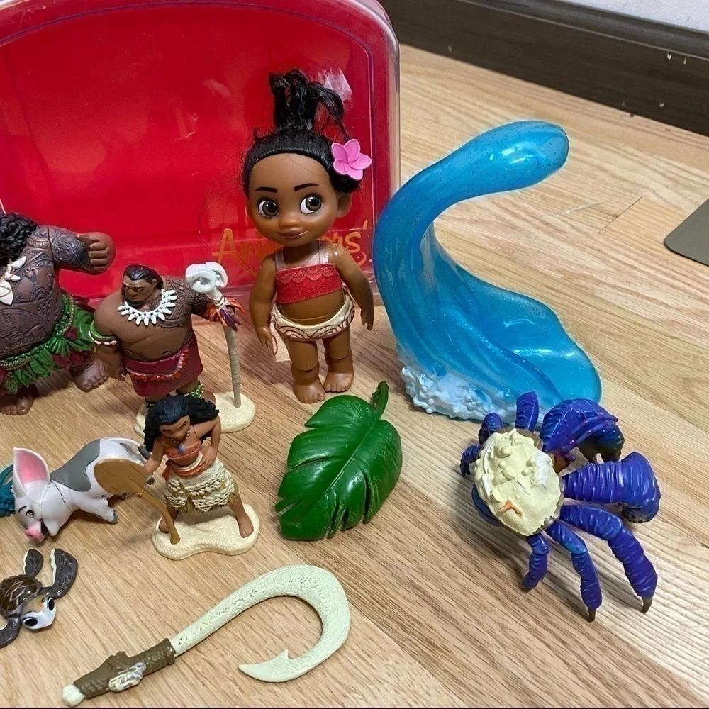 Disney Moana Animators Collection Crab Cake Topper